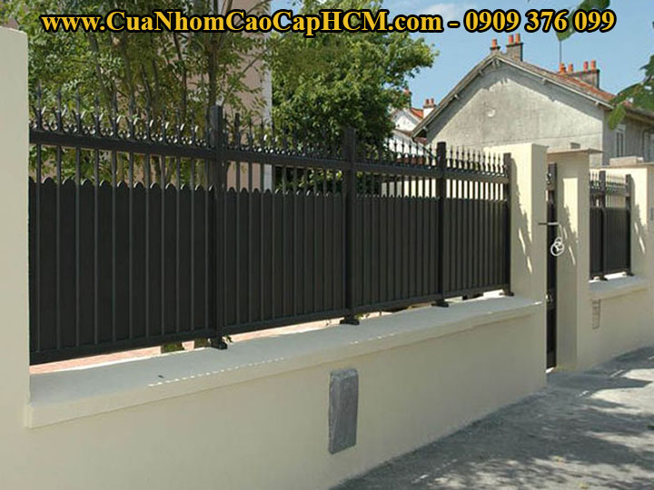 Tổng hợp mẫu hàng rào sắt đẹp, mẫu hàng rào đẹp đơn giản