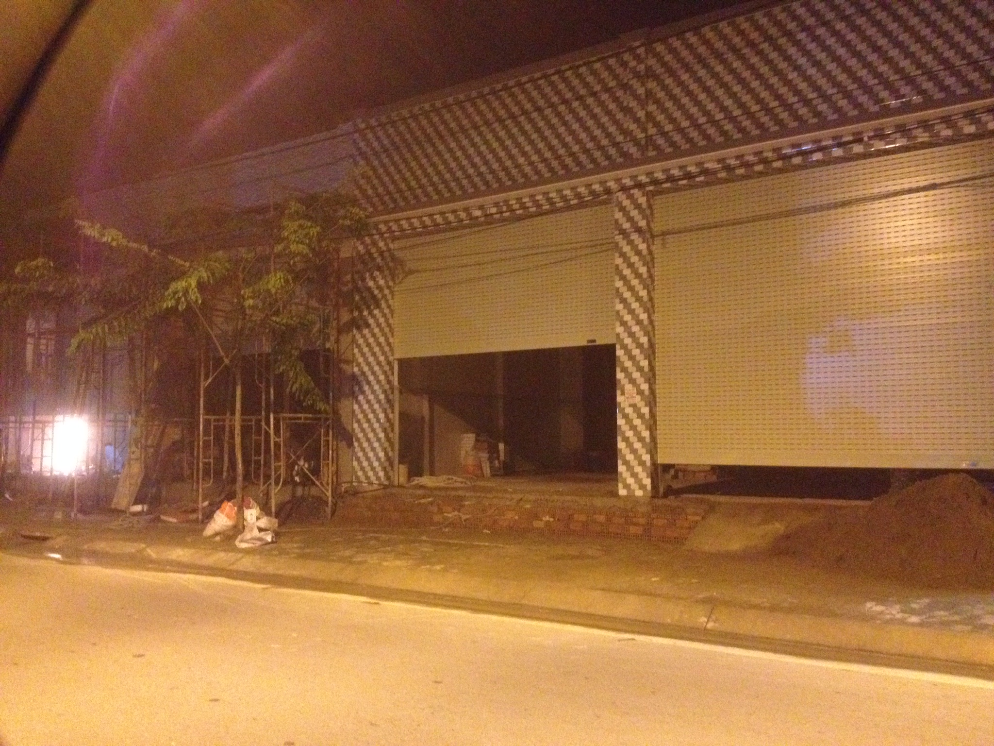 Công trình cửa cuốn công nghệ Đức Quận 7