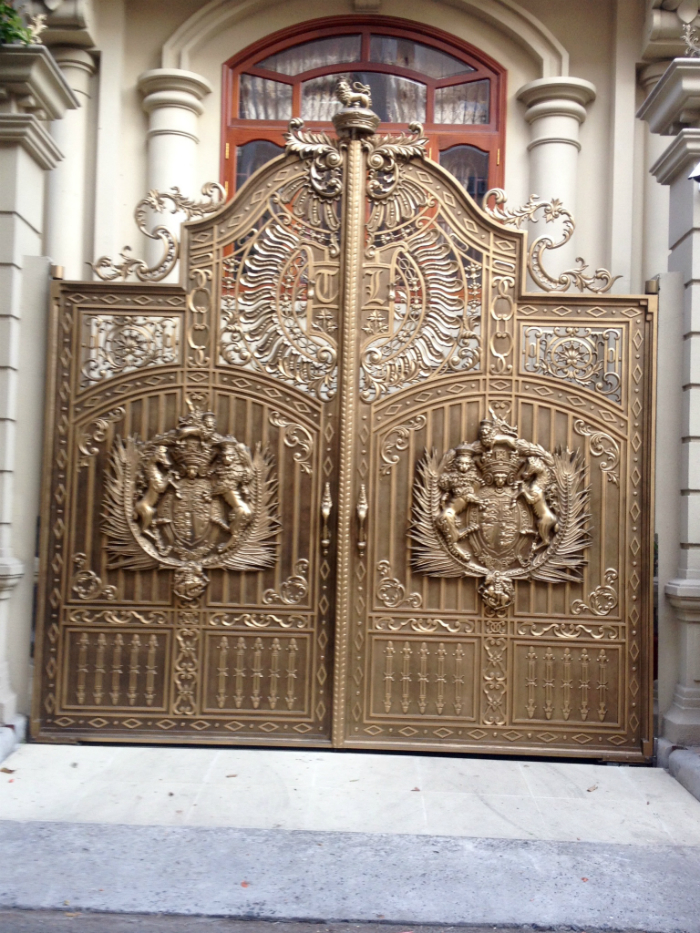 Công trình cổng nhôm đúc quận 10-TP.HCM